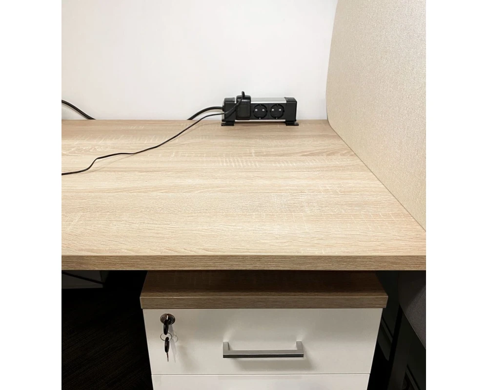 Блоки розеток Under Desk