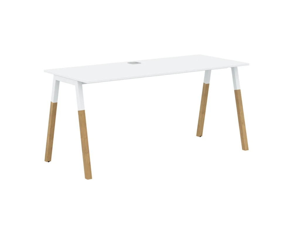 Стол письменный 1580х670х733 Форта / Forta